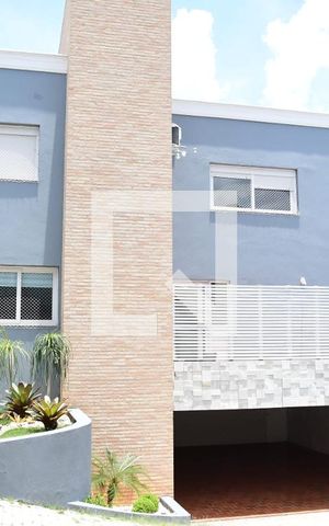 Casa de condomínio para alugar com 582m², 4 quartos e 4 vagasFachada