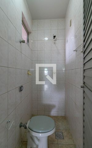 Casa à venda com 340m², 7 quartos e 3 vagas Casa à venda com 340m², 7 quartos e 3 vagasÁrea de Serviço