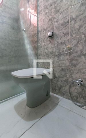 Casa à venda com 340m², 7 quartos e 3 vagas Casa à venda com 340m², 7 quartos e 3 vagasBanheiro Social