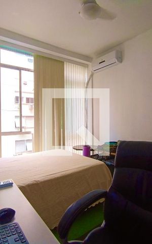 Apartamento à venda com 156m², 3 quartos e 1 vaga Apartamento à venda com 156m², 3 quartos e 1 vagaQuarto 2