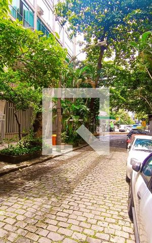 Apartamento à venda com 156m², 3 quartos e 1 vaga Apartamento à venda com 156m², 3 quartos e 1 vagaVista da Rua
