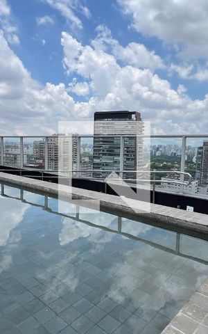 Studio à venda com 29m², 1 quarto e sem vagaPiscina