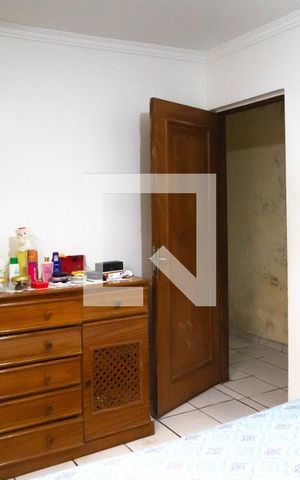 Casa à venda com 30m², 2 quartos e 1 vaga Casa à venda com 30m², 2 quartos e 1 vagaQuarto 2