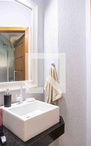 Casa para alugar com 365m², 6 quartos e 10 vagasBanheiro