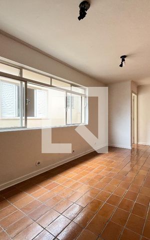 Casa à venda com 198m², 4 quartos e 3 vagas Casa à venda com 198m², 4 quartos e 3 vagasQuarto Edícula