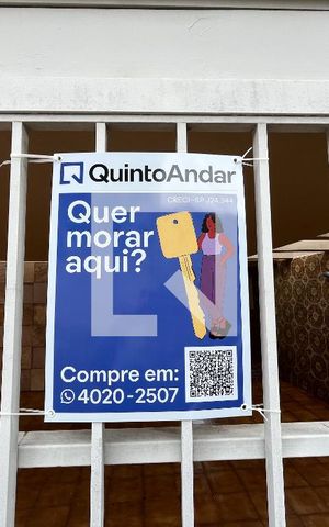 Casa à venda com 198m², 4 quartos e 3 vagas Casa à venda com 198m², 4 quartos e 3 vagasPlaquinha