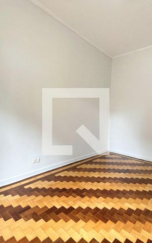 Casa à venda com 198m², 4 quartos e 3 vagas Casa à venda com 198m², 4 quartos e 3 vagasQuarto 3