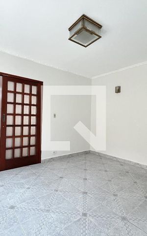 Casa à venda com 198m², 4 quartos e 3 vagas Casa à venda com 198m², 4 quartos e 3 vagasSala de Jantar