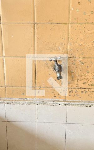 Casa à venda com 198m², 4 quartos e 3 vagas Casa à venda com 198m², 4 quartos e 3 vagasÁrea de Serviço