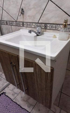 Casa à venda com 182m², 3 quartos e 2 vagas Casa à venda com 182m², 3 quartos e 2 vagasBanheiro 3