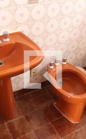Casa à venda com 93m², 3 quartos e 1 vagaBanheiro da Suíte 1