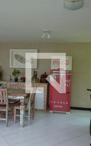 Casa de condomínio à venda com 380m², 4 quartos e 3 vagas Casa de condomínio à venda com 380m², 4 quartos e 3 vagasVaranda gourmet