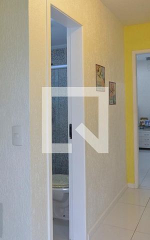 Casa de condomínio à venda com 380m², 4 quartos e 3 vagas Casa de condomínio à venda com 380m², 4 quartos e 3 vagasHall dos Quartos