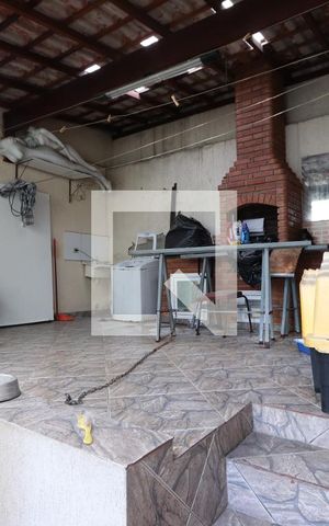 Casa para alugar com 230m², 3 quartos e 2 vagasÁrea de Serviço/Quintal