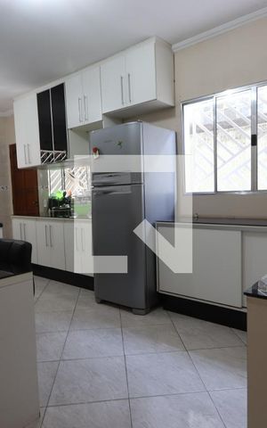 Casa para alugar com 230m², 3 quartos e 2 vagasCozinha