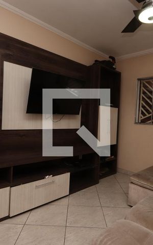 Casa para alugar com 230m², 3 quartos e 2 vagasSala