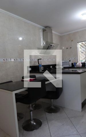 Casa para alugar com 230m², 3 quartos e 2 vagasCozinha