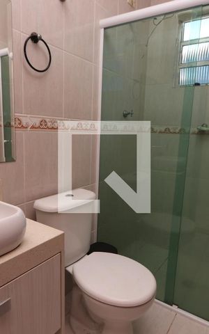 Casa para alugar com 230m², 3 quartos e 2 vagasBanheiro Social