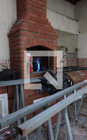 Casa para alugar com 230m², 3 quartos e 2 vagasÁrea de Serviço/Quintal