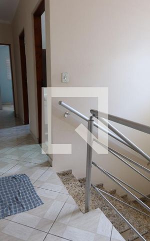 Casa para alugar com 230m², 3 quartos e 2 vagasHall