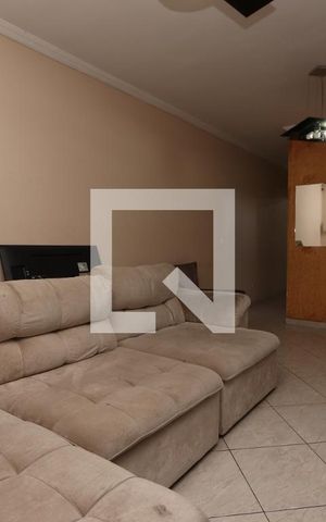 Casa para alugar com 230m², 3 quartos e 2 vagasSala
