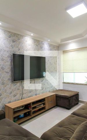 Casa de condomínio à venda com 210m², 3 quartos e 2 vagas Casa de condomínio à venda com 210m², 3 quartos e 2 vagasSala