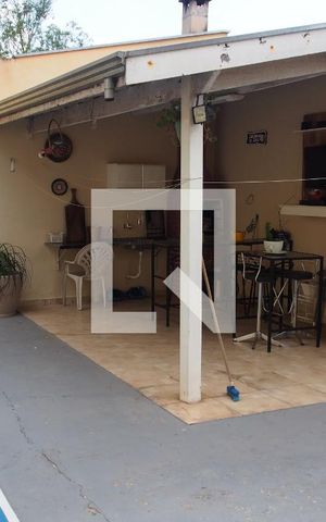 Casa para alugar com 260m², 2 quartos e 2 vagasQuintal