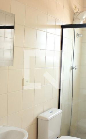 Apartamento à venda com 200m², 4 quartos e 2 vagasBanheiro 1