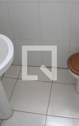 Apartamento à venda com 200m², 4 quartos e 2 vagasBanheiro da Suíte 2