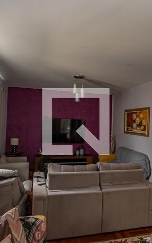 Casa à venda com 200m², 3 quartos e 4 vagasSala de Estar/TV