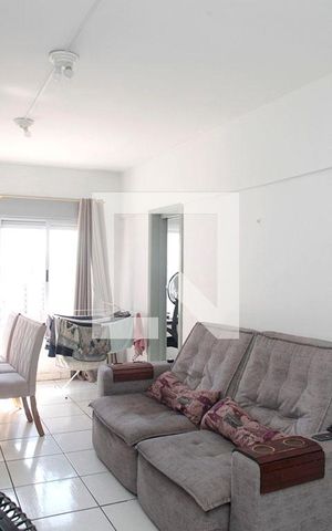 Apartamento à venda com 70m², 2 quartos e sem vagaSala