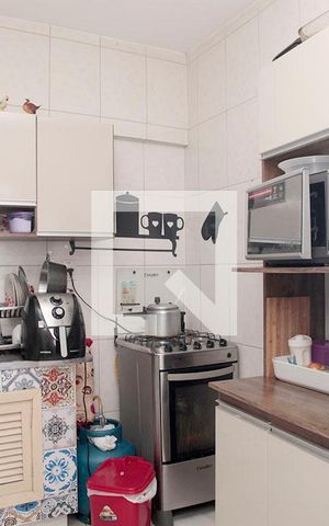 Apartamento à venda com 70m², 2 quartos e sem vagaCozinha + Área de Serviço