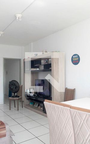 Apartamento à venda com 70m², 2 quartos e sem vagaSala