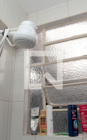 Apartamento à venda com 70m², 2 quartos e sem vagaBanheiro