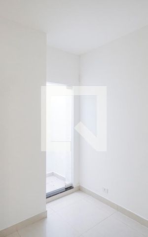 Apartamento para alugar com 36m², 2 quartos e sem vaga Apartamento para alugar com 36m², 2 quartos e sem vagaQuarto 02