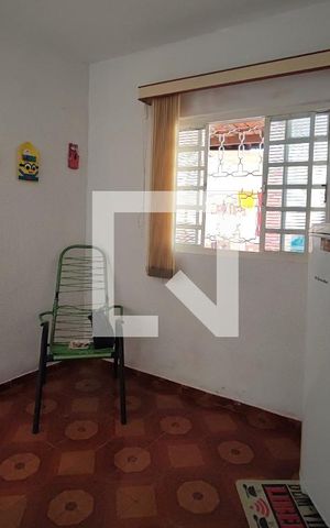 Casa à venda com 280m², 3 quartos e 5 vagasCopa