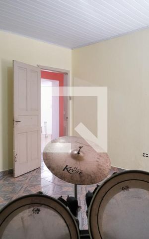 Casa à venda com 60m², 1 quarto e 1 vaga Casa à venda com 60m², 1 quarto e 1 vagaQuarto