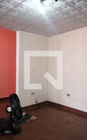 Casa à venda com 60m², 1 quarto e 1 vaga Casa à venda com 60m², 1 quarto e 1 vagaSala