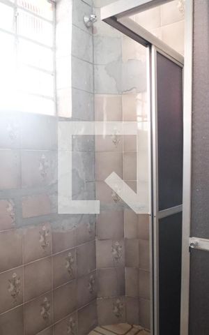 Casa à venda com 60m², 1 quarto e 1 vaga Casa à venda com 60m², 1 quarto e 1 vagaBanheiro