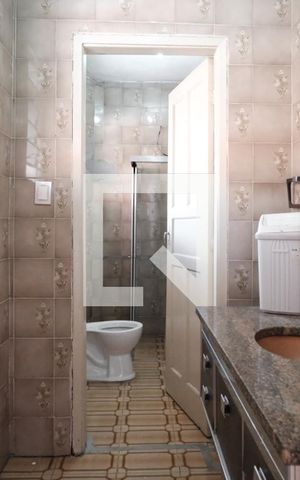 Casa à venda com 60m², 1 quarto e 1 vaga Casa à venda com 60m², 1 quarto e 1 vagaBanheiro