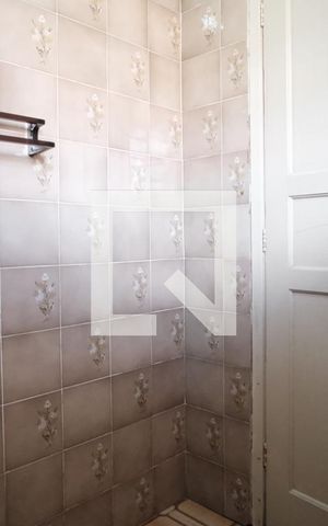 Casa à venda com 60m², 1 quarto e 1 vaga Casa à venda com 60m², 1 quarto e 1 vagaBanheiro