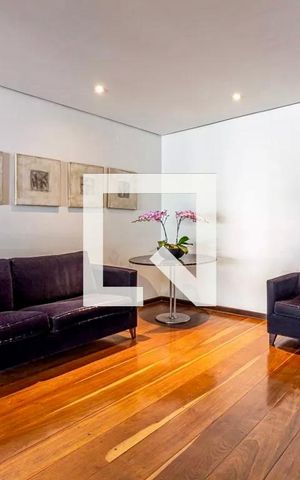 Apartamento à venda com 92m², 2 quartos e 1 vaga Apartamento à venda com 92m², 2 quartos e 1 vagaHall