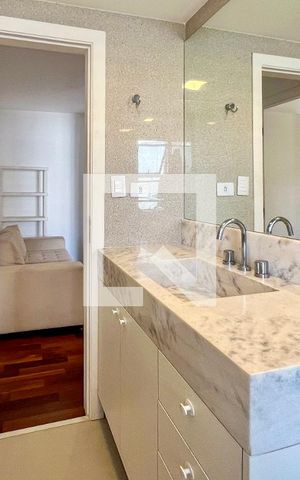 Apartamento à venda com 92m², 2 quartos e 1 vaga Apartamento à venda com 92m², 2 quartos e 1 vagaBanheiro 1