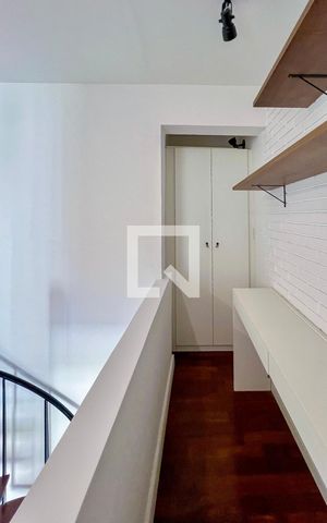 Apartamento à venda com 92m², 2 quartos e 1 vaga Apartamento à venda com 92m², 2 quartos e 1 vagaEscritório