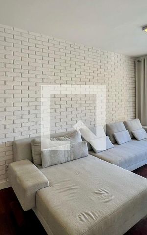 Apartamento à venda com 92m², 2 quartos e 1 vaga Apartamento à venda com 92m², 2 quartos e 1 vagaSala