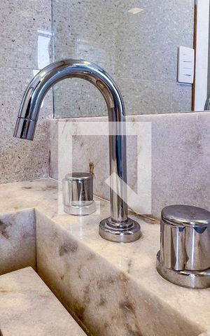 Apartamento à venda com 92m², 2 quartos e 1 vaga Apartamento à venda com 92m², 2 quartos e 1 vagaBanheiro 2