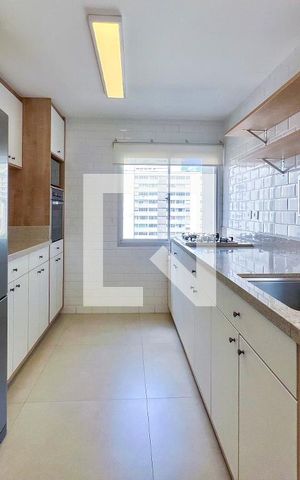 Apartamento à venda com 92m², 2 quartos e 1 vaga Apartamento à venda com 92m², 2 quartos e 1 vagaCozinha