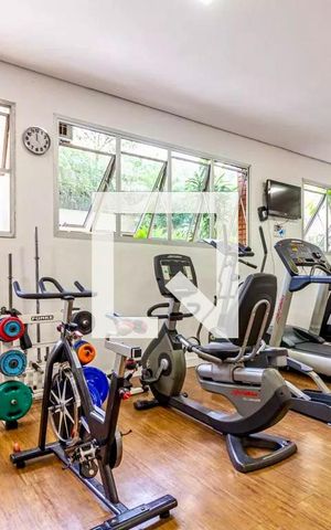 Apartamento à venda com 92m², 2 quartos e 1 vaga Apartamento à venda com 92m², 2 quartos e 1 vagaAcademia