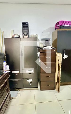 Casa à venda com 620m², 5 quartos e 10 vagas Casa à venda com 620m², 5 quartos e 10 vagasQuarto de serviço