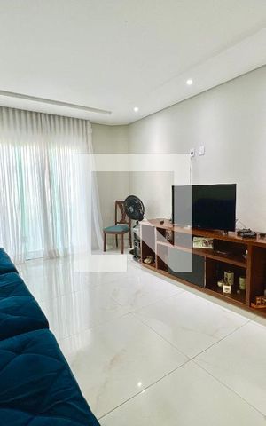 Casa à venda com 620m², 5 quartos e 10 vagas Casa à venda com 620m², 5 quartos e 10 vagasCinema